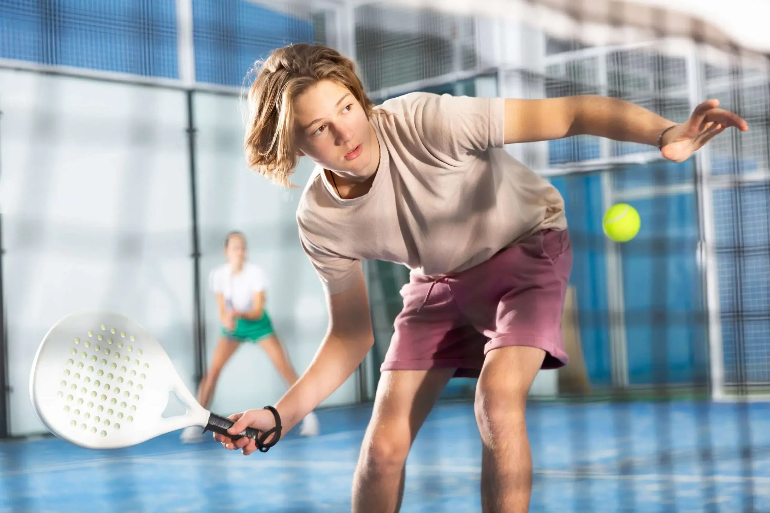 ESCUELA DE PÁDEL INFANTIL